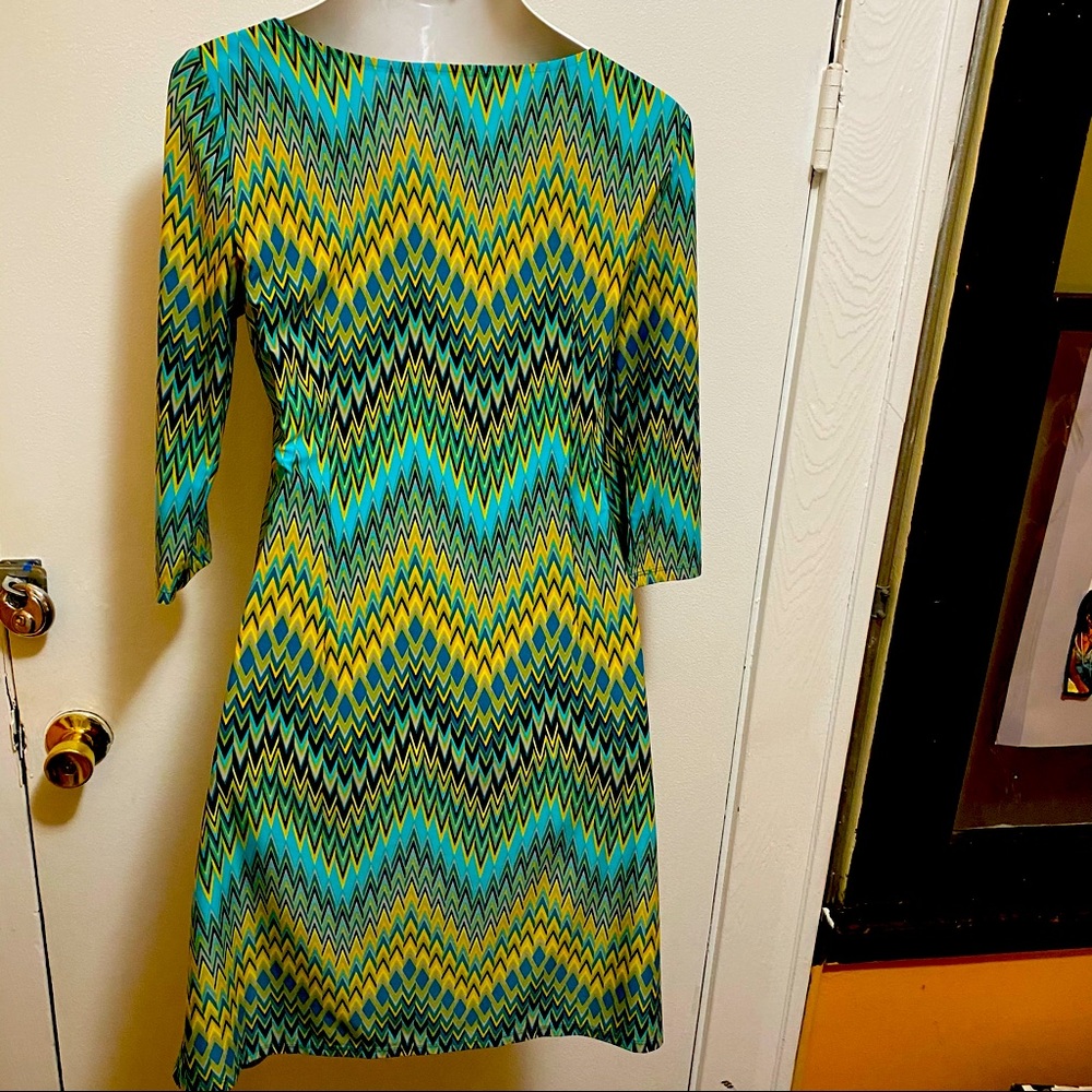 Spring Shine Dress- 3/4 length sleeve . Light weight material.